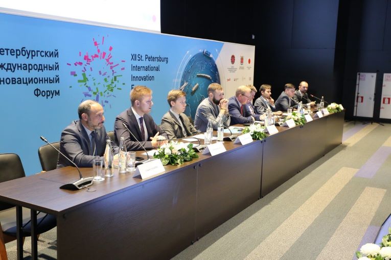 Евгений Карбасников представил компанию P&P Unity на XII Петербургском Международном Инновационном Форуме